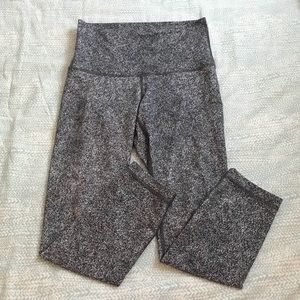 Lululemon High Rise Wunder Under - Size 6